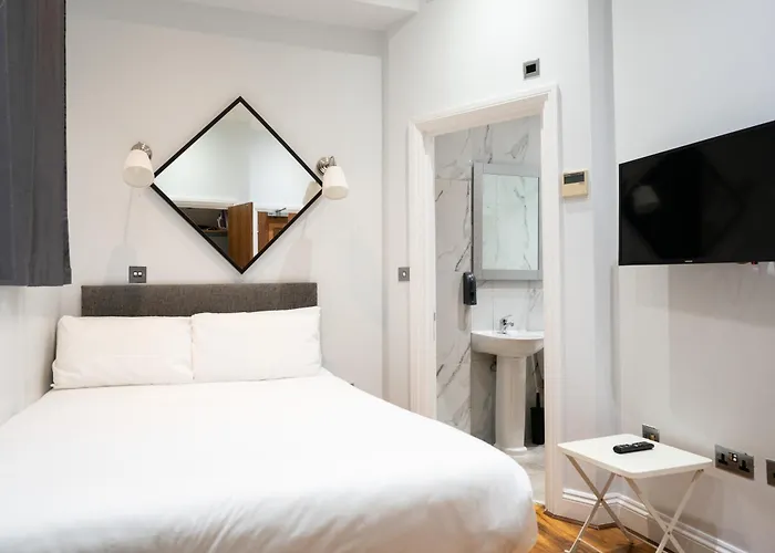 Msk Hotel 82 Londra